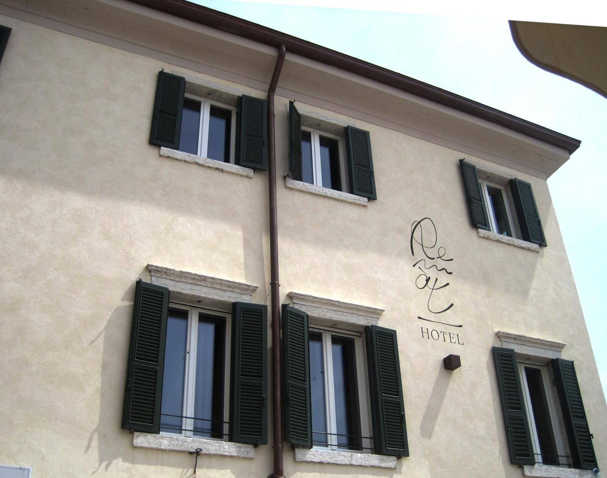 Hotel Remat Garda (Verona)
